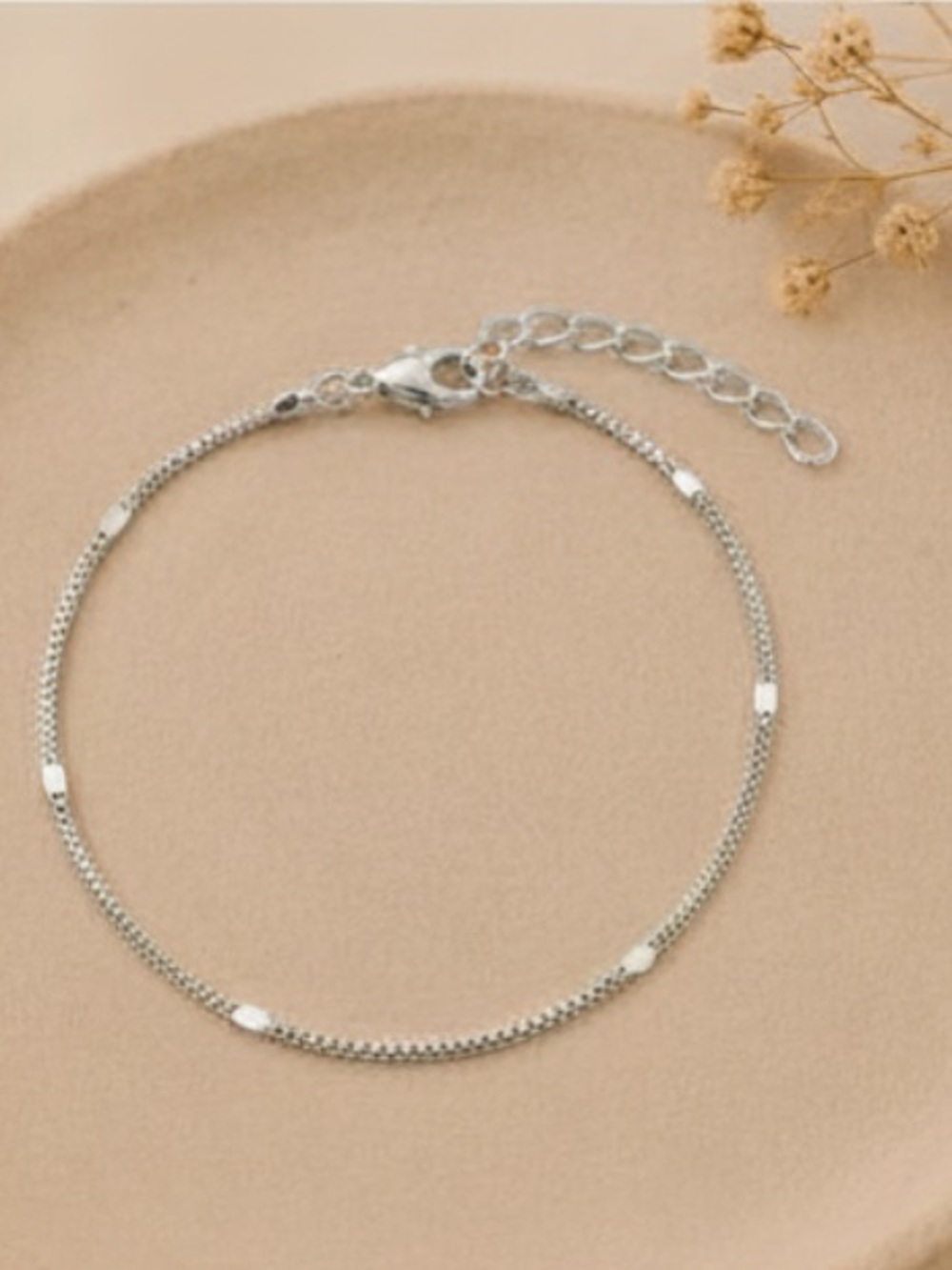 ✨$15 each or 3 for $30 
Minimal Silver Chain Bracelet 🤍 💦Waterproof💦
